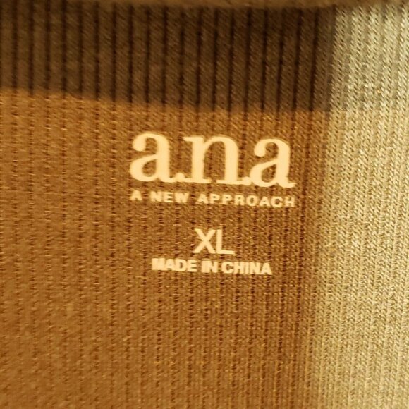 A.N.A Womens Purple Green Ribbed Sleeveless Top With Cut Outs XL - Picture 8 of 9